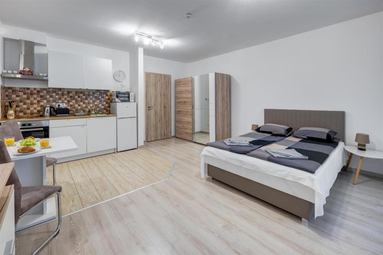 בודפשט Leonardo Ground Apartment מראה חיצוני תמונה
